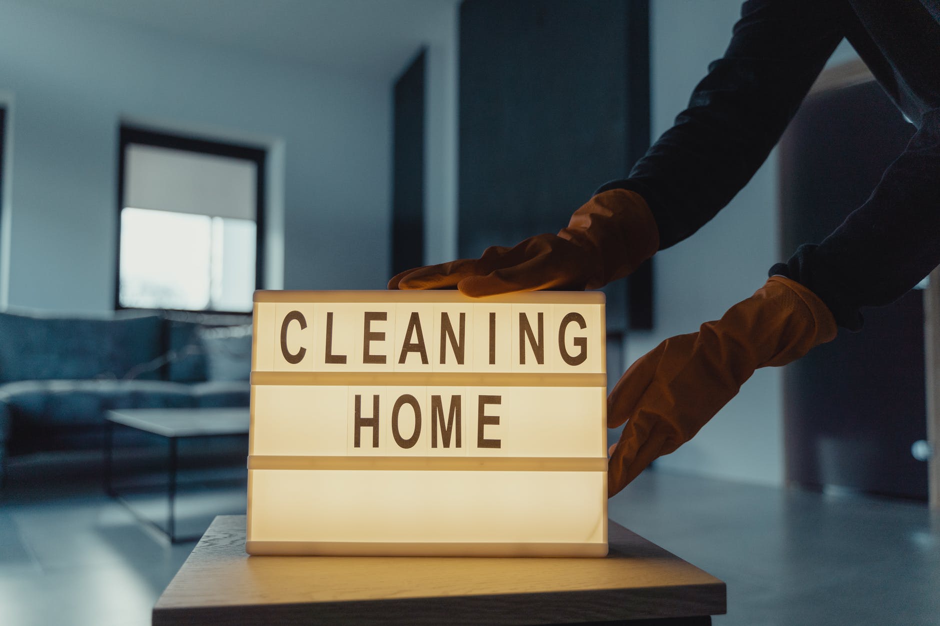 pulire casa prima del trasloco